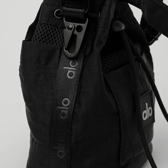 ALO Yoga Crossbody - Picture 14 of 15
